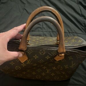 Louis Vuitton Monogram speedy 30